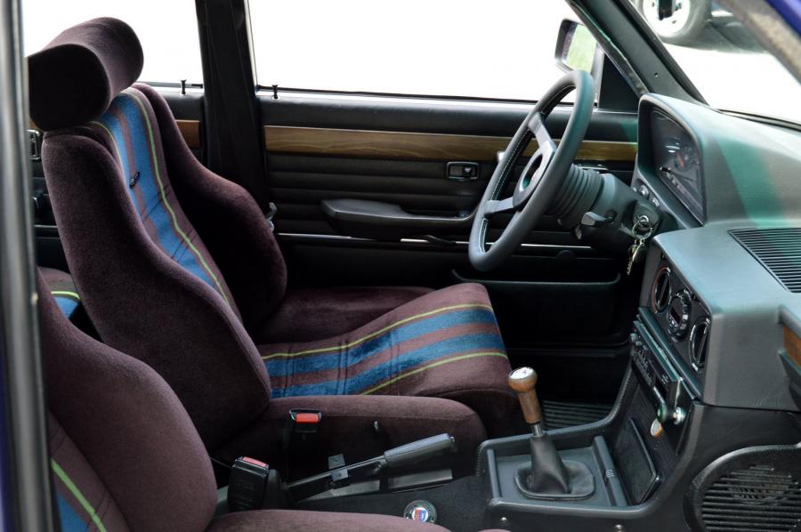 Интерьер Alpina B7 S Turbo (E12) 1981 года  (фото 14 из 22)
